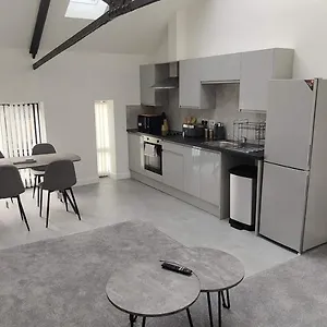 https://luxury-one-bedroom-duplex-in-south-yorkshire.yorkshirehotels.net