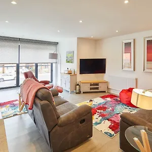 https://host-stay-even-keel.yorkshirehotels.net